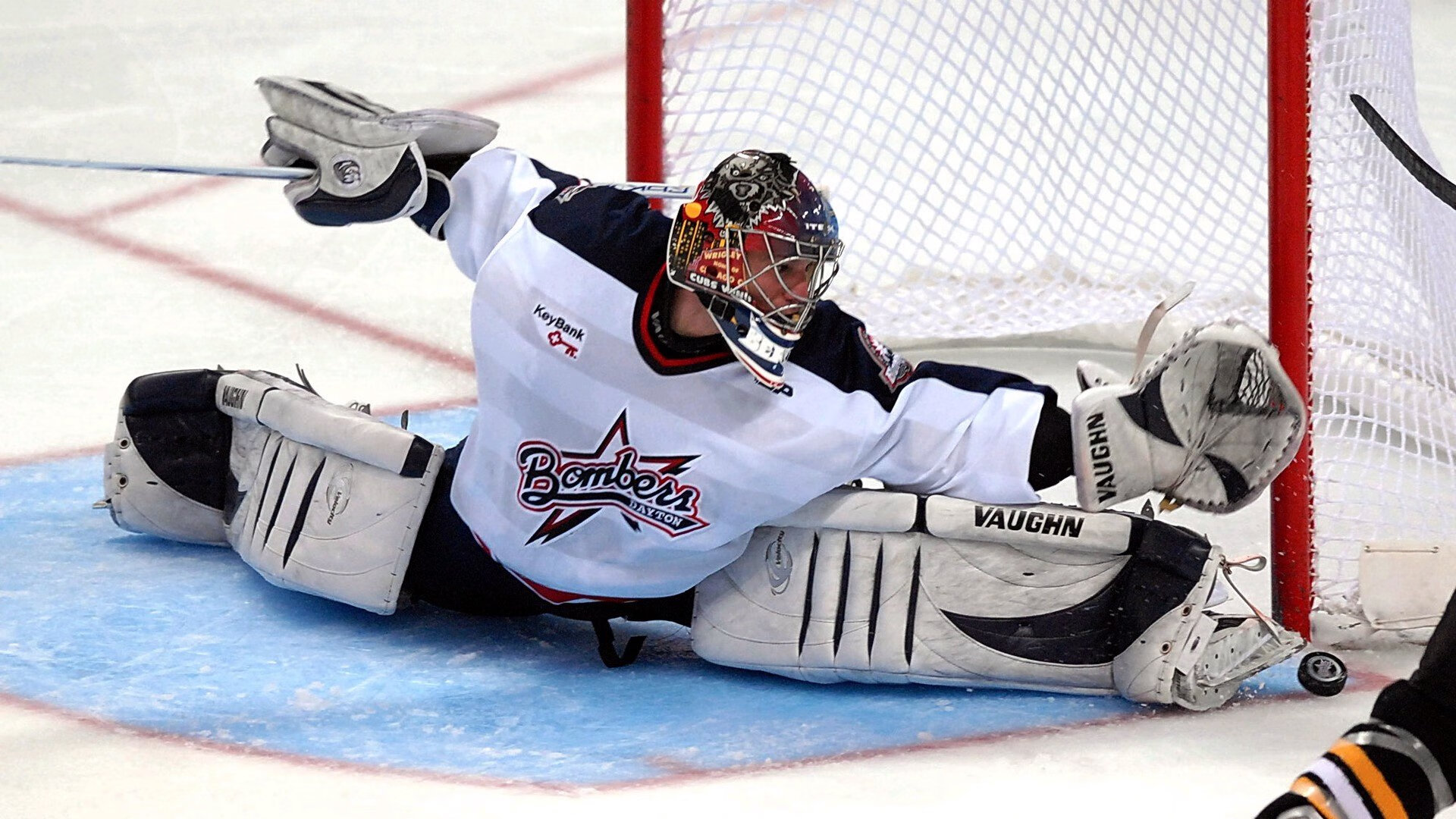 开云app-“六人制袋棍球火热来袭,成都七中东部赛场激战正酣”